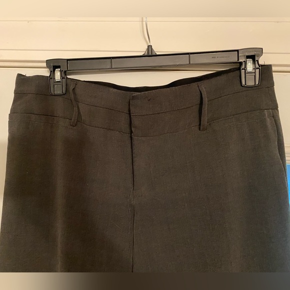 Gray women’s pants, good condition. Size 12 with 32” inseam. Snap closure. GUC - Picture 5 of 8